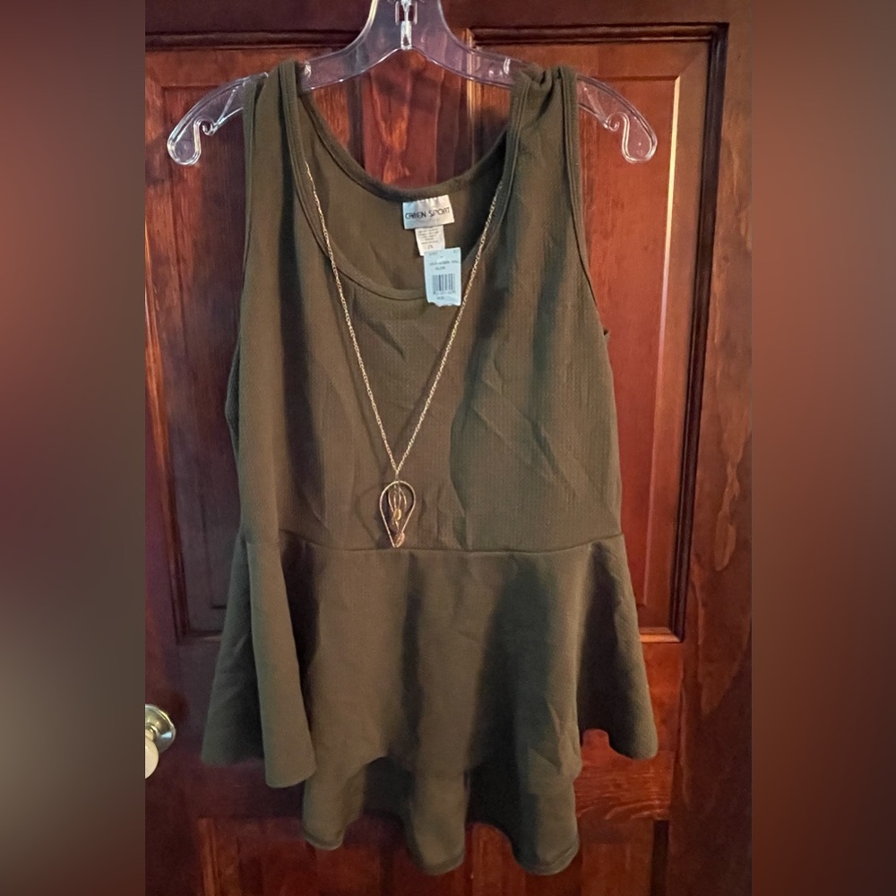 NEW Caren Sport Olive Green Sleeveless blouse with gold necklace 2X